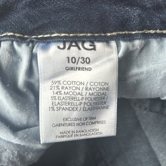 JAG Jeans Girlfriend Jeans in Dark Wash Size 10/30 EUC - Picture 8 of 9